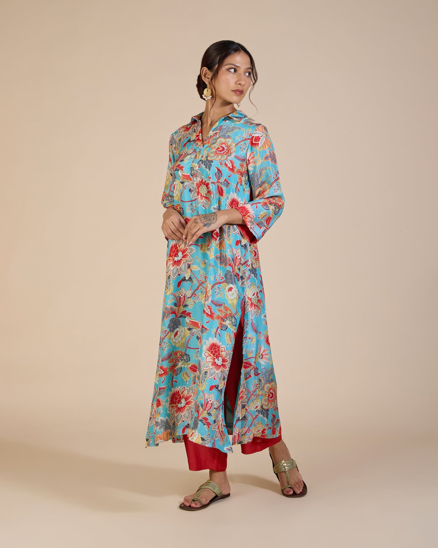 Turquoise & Red Carnation Co-Ord Set – Silk Route Collection