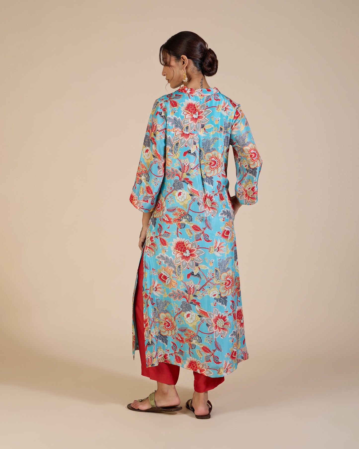 Turquoise & Red Carnation Co-Ord Set – Silk Route Collection