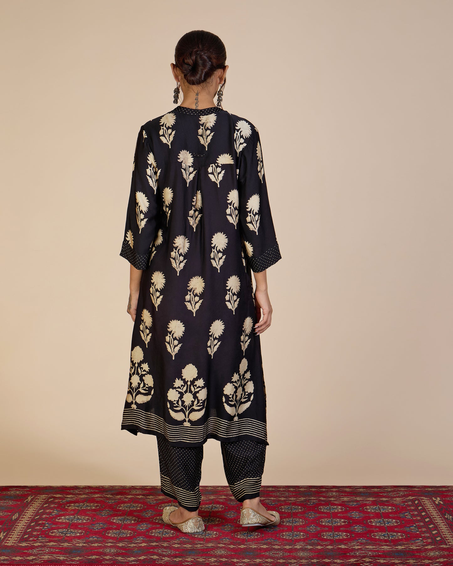 Black/Beige Ajrakh Co-Ord Set – Spice of Kutch Collection