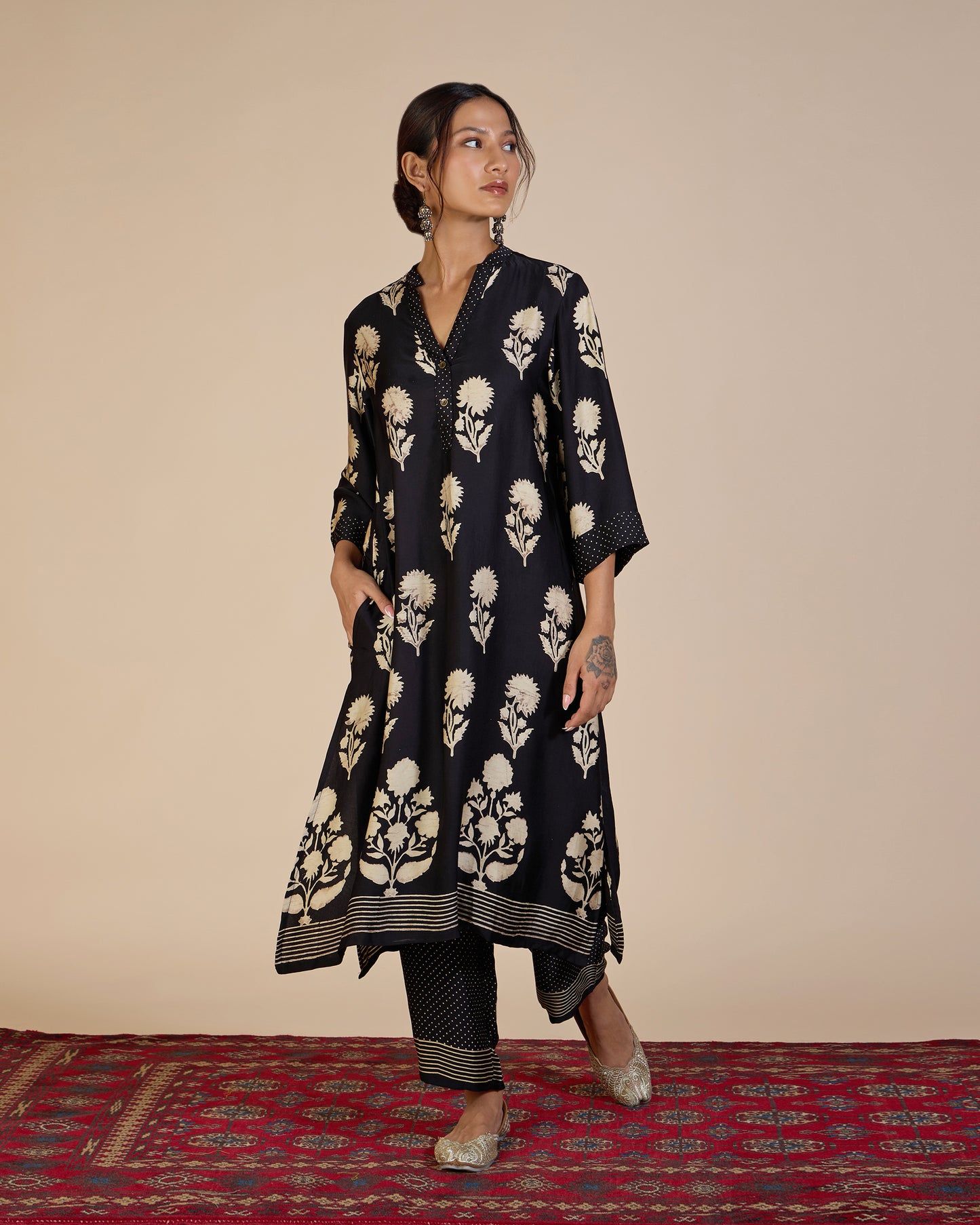 Black/Beige Ajrakh Co-Ord Set – Spice of Kutch Collection