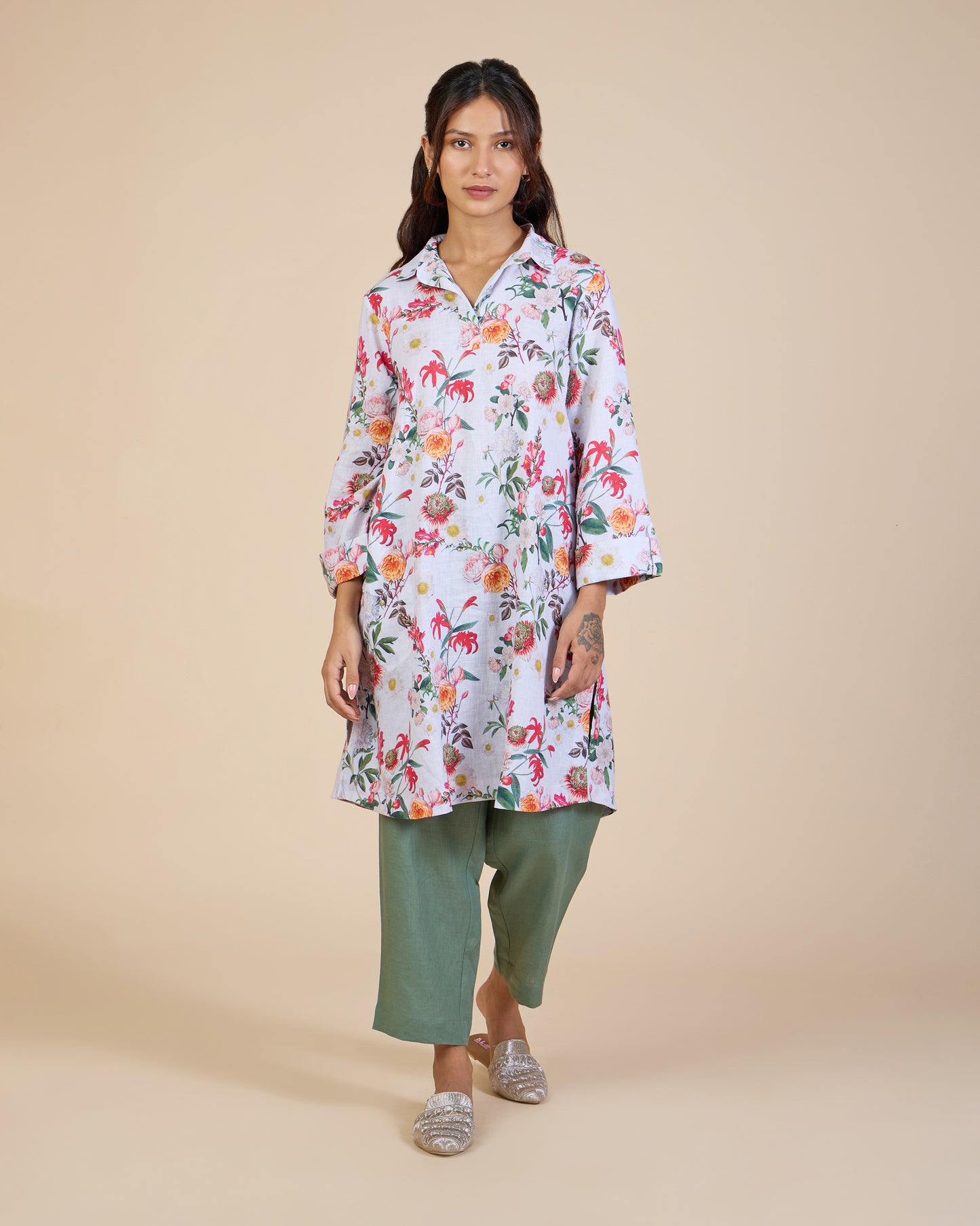White Dense Floral Tunic – Lush Linens Collection