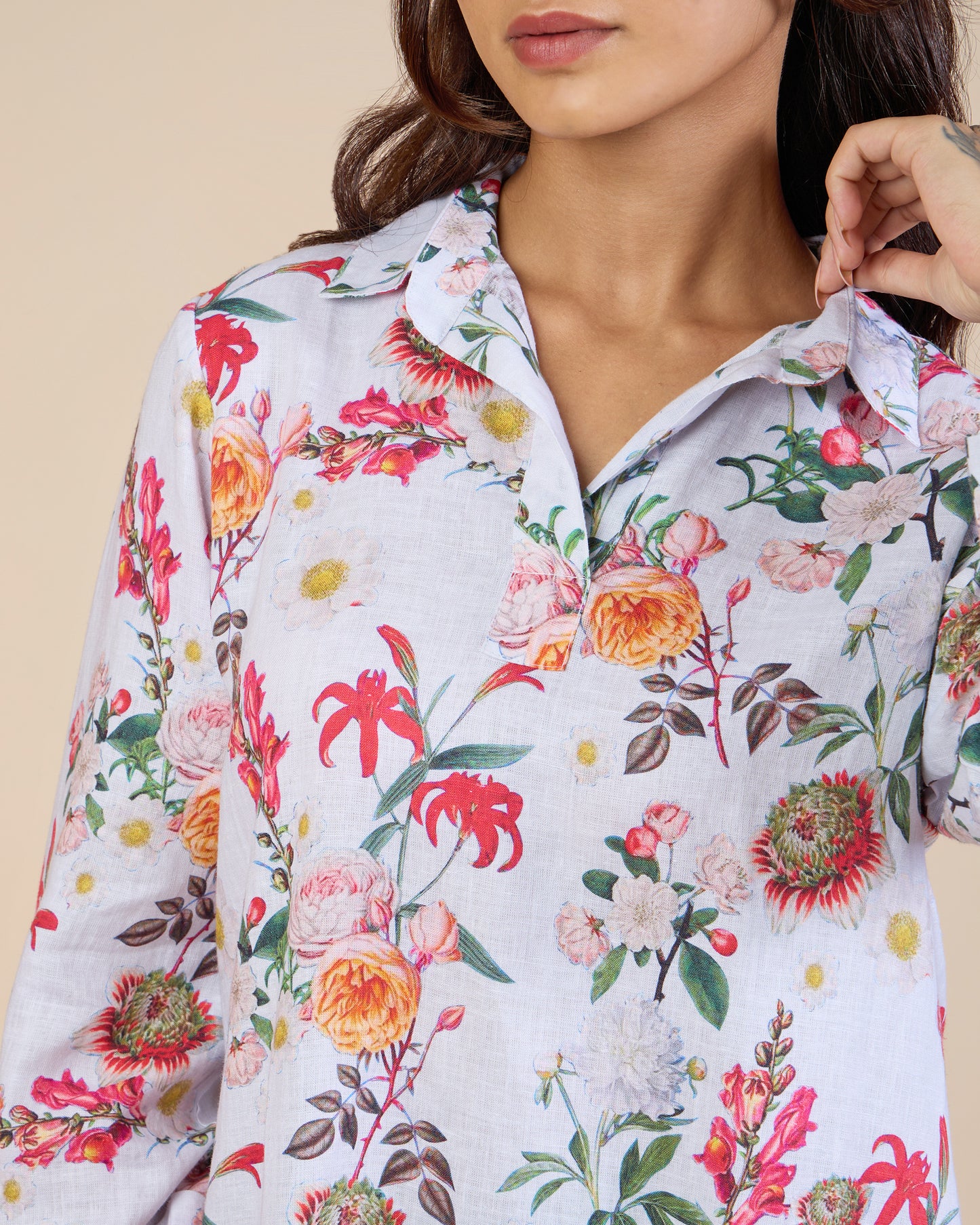 White Dense Floral Tunic – Lush Linens Collection