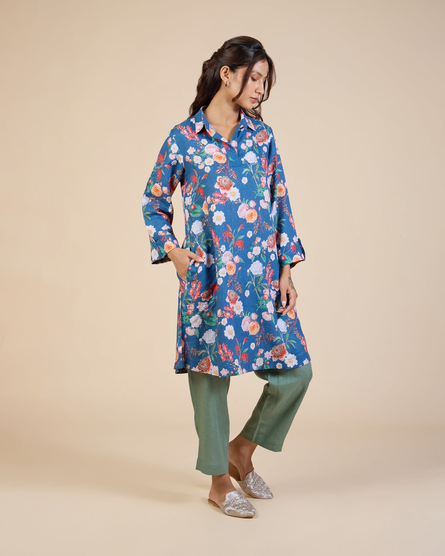 Blue Dense Floral Tunic – Lush Linens Collection