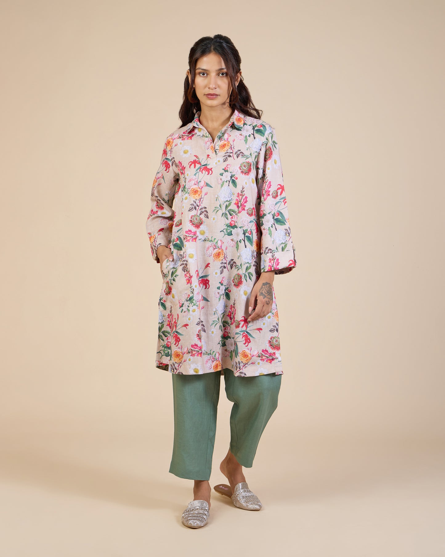 Sand Dense Floral Tunic – Lush Linens Collection