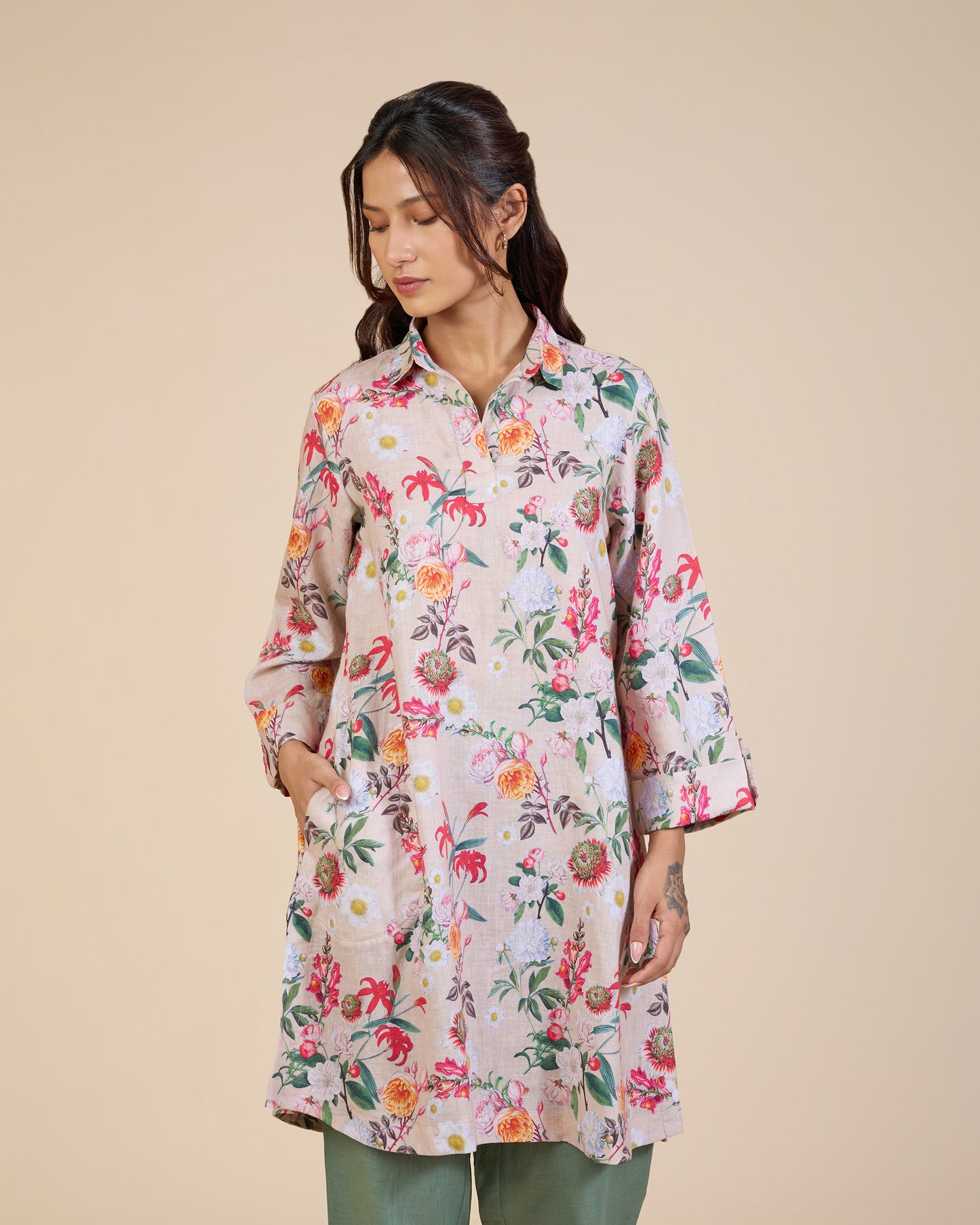 Sand Dense Floral Tunic – Lush Linens Collection
