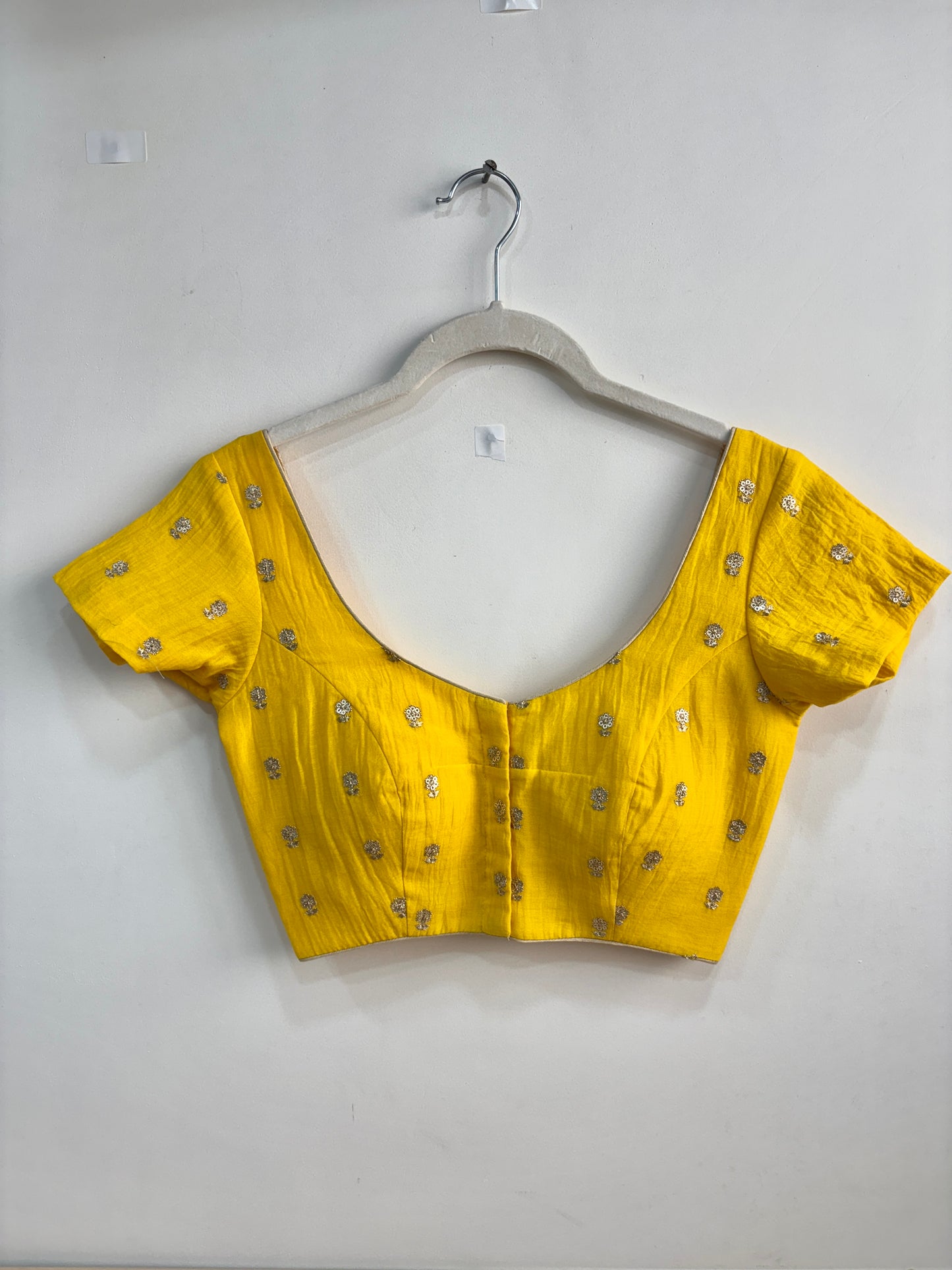 CORN YELLOW BLOUSE WITH SLEEVES