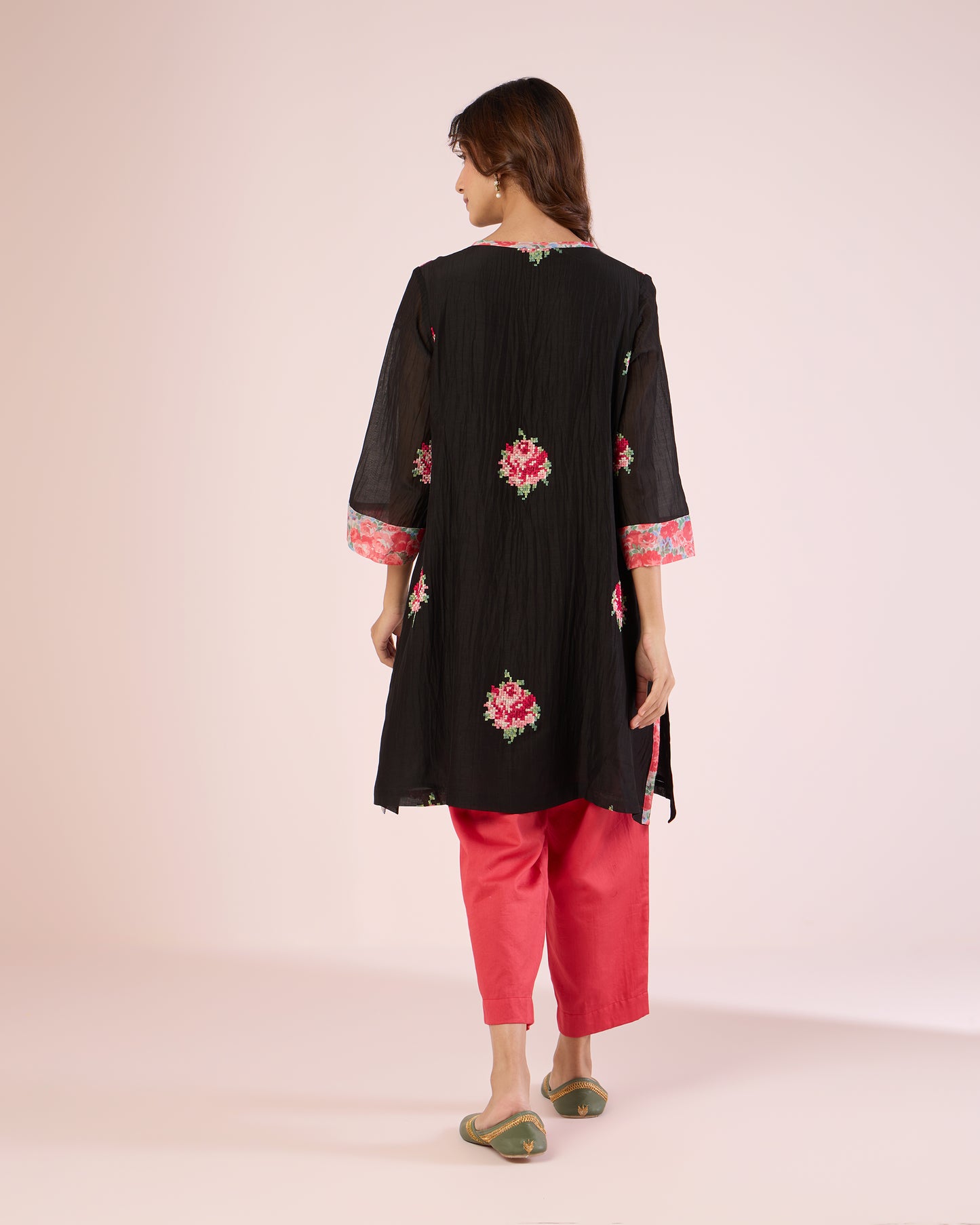 Pixel Rose Co-Ord - Black / Strawberry