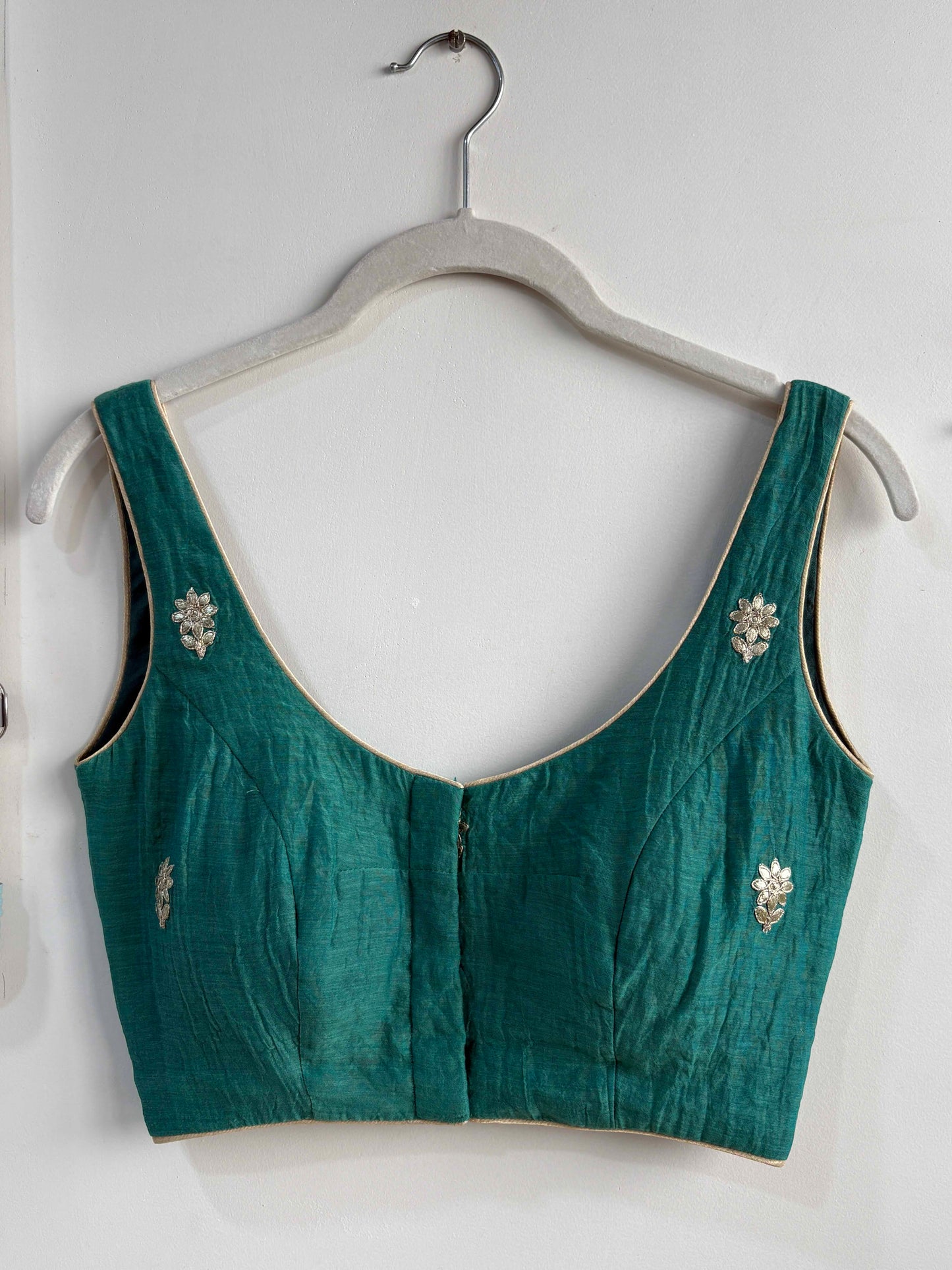 Emerald Sleeveless Blouse with Pads