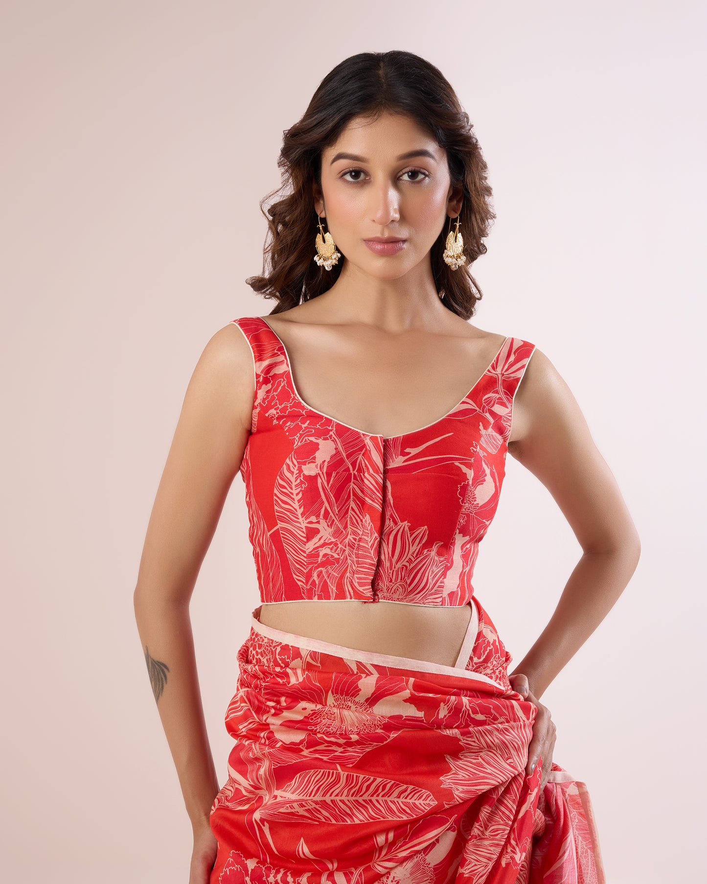 POPPY RED – Printed Sleeveless Chanderi Blouse